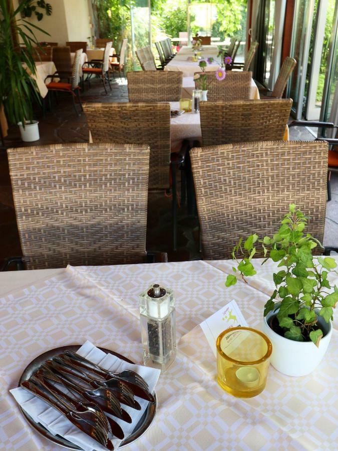 Hotel - Restaurant Hirschen - Werneths Landgasthof Beim Europa- Park Rust Rheinhausen Eksteriør billede